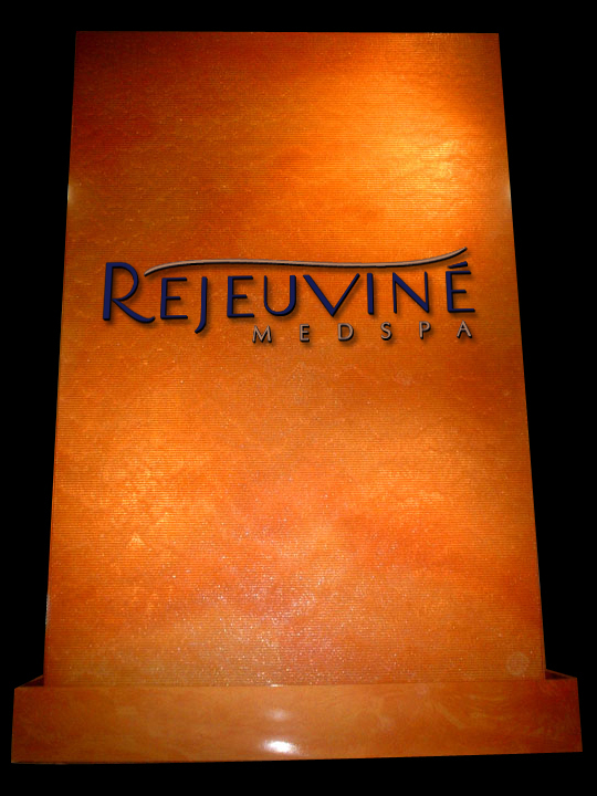 Custom Logo Fountain - Call for details